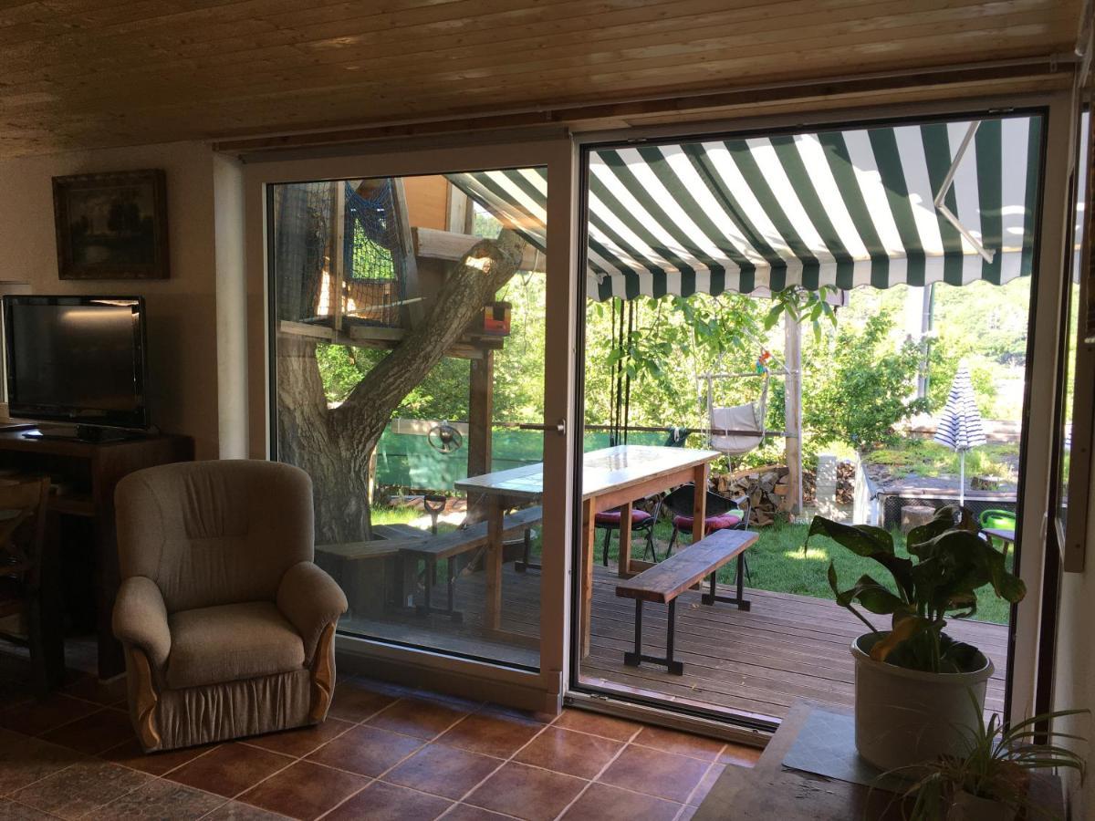 Ferienwohnung Na Vyhlidce Vrané nad Vltavou Exterior foto