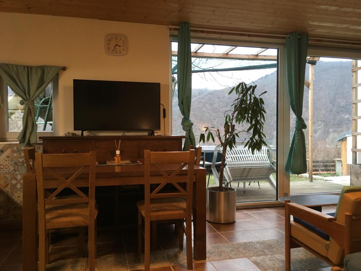 Ferienwohnung Na Vyhlidce Vrané nad Vltavou Exterior foto
